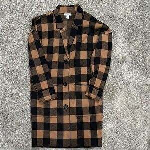 Plaid mid length, three button, hidden pocket sweater. Nine West, like new!